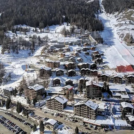 Petit A Au Pied Des Pistes