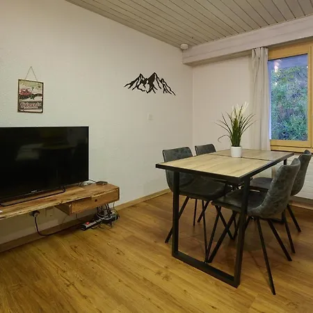 Petit A Au Pied Des Pistes